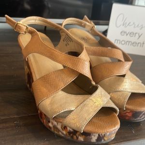 BKE Sole Wedge Sandals 9M